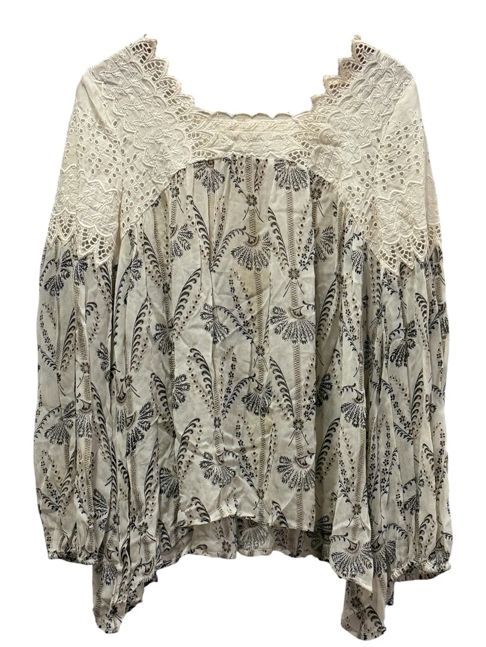 Anthropologie Floreat Romantic Boho Eyelet Lace Floral Relaxed Blouse Size 8